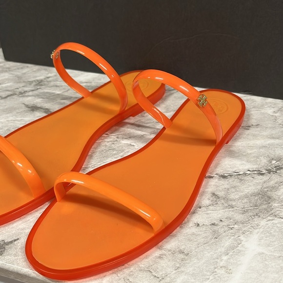 Tory Burch jelly sandal - Picture 2 of 4
